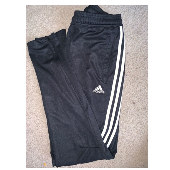 3 piece adidas set. Jacket w/ 2 pants - Picture 3 of 6